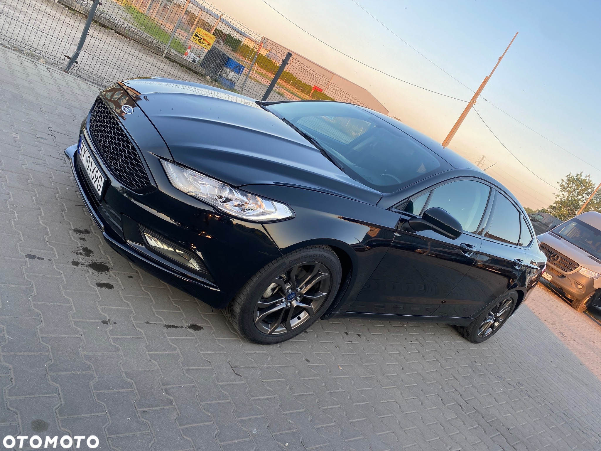 Ford Fusion 2.0 EcoBoost Titanium - 26