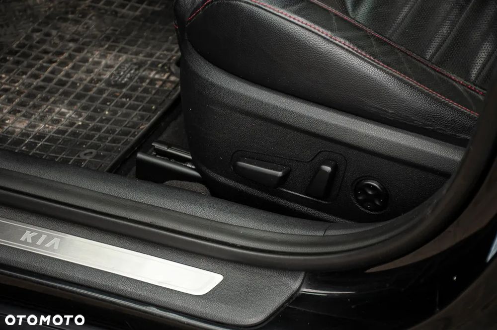 Kia Optima 2.0 T-GDI GT - 37