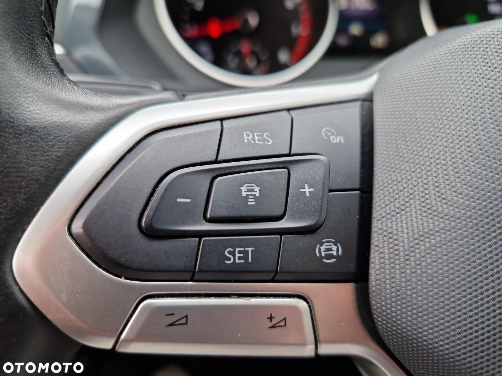 Volkswagen Tiguan 1.5 TSI EVO Life DSG - 19