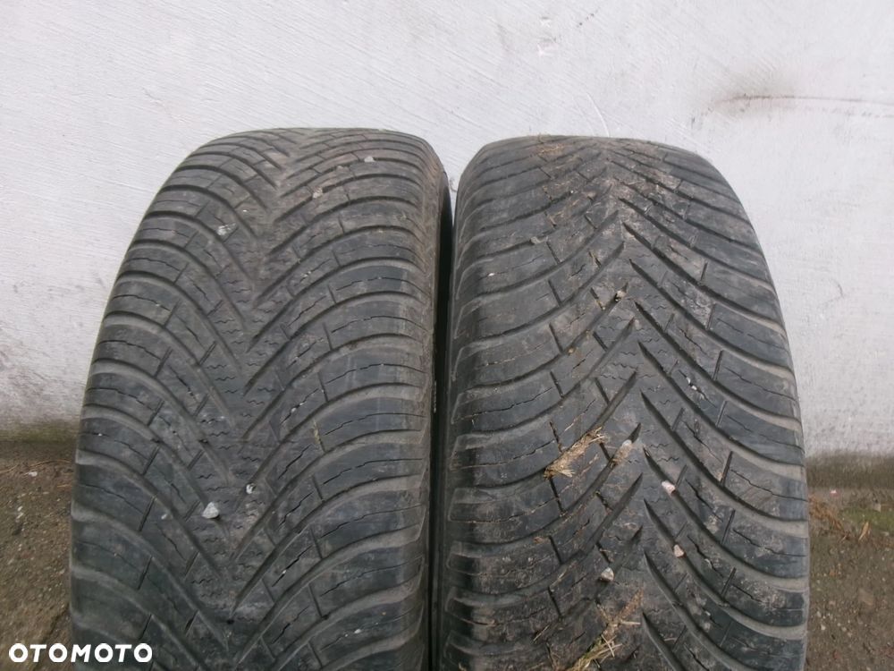 40, VREDESTEIN QUATRAC 205/55 R16 91V 0621 2SZT WIELO 5,7MM - 2