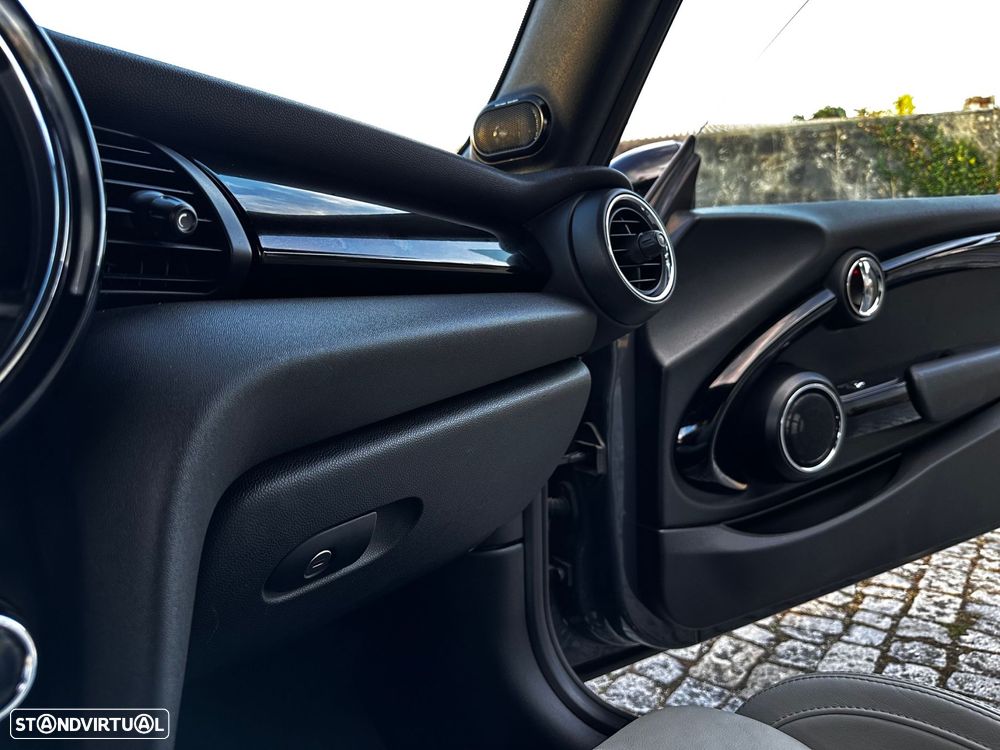 MINI 3 Portas John Cooper Works Auto Desportiva - 32