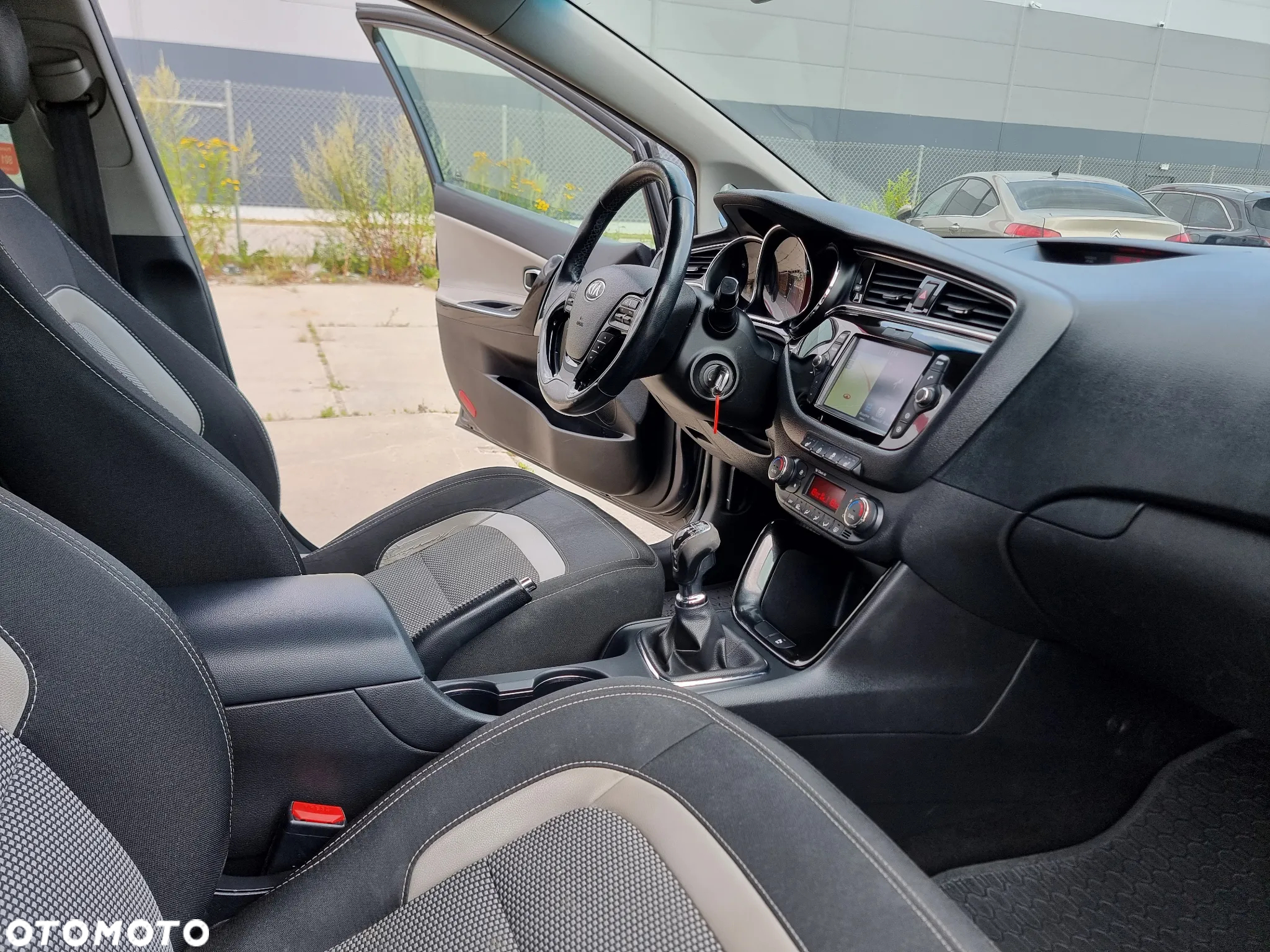Kia Ceed Cee'd 1.6 CRDi L - 14