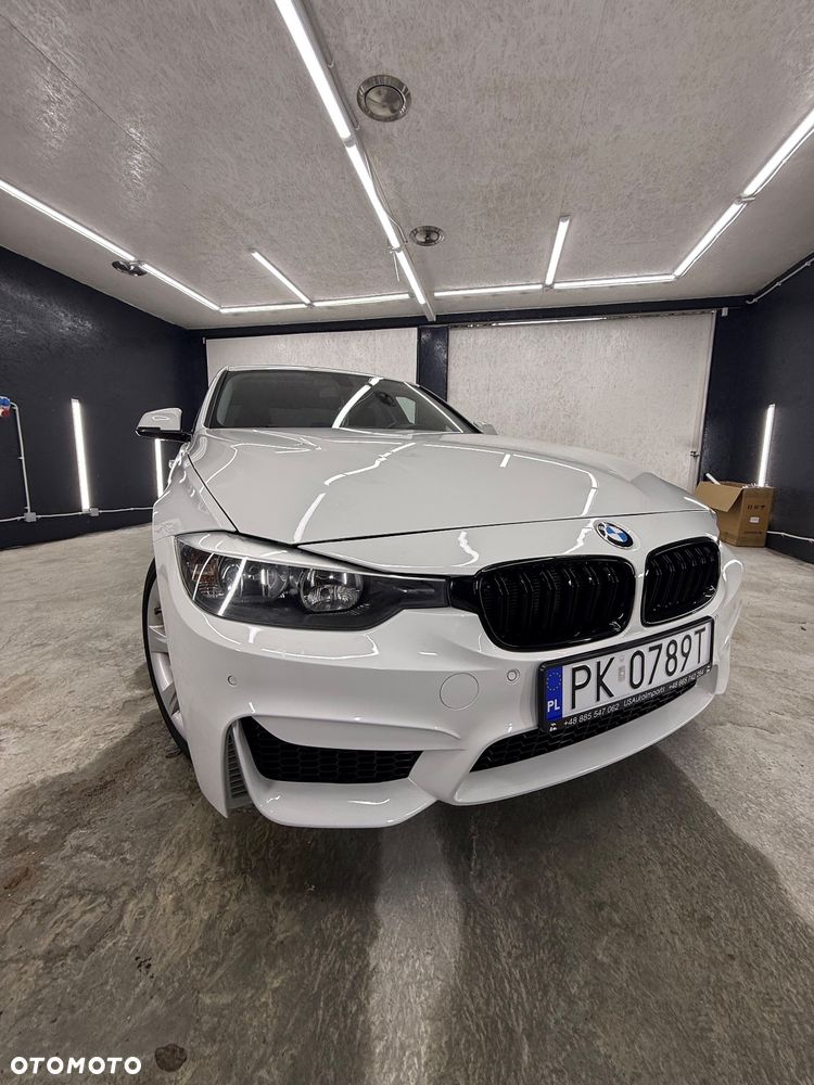 BMW Seria 3 320i - 2