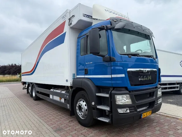 MAN Tgs 26.320 6x2 Chłodnia 24palety Euro 5 - 2