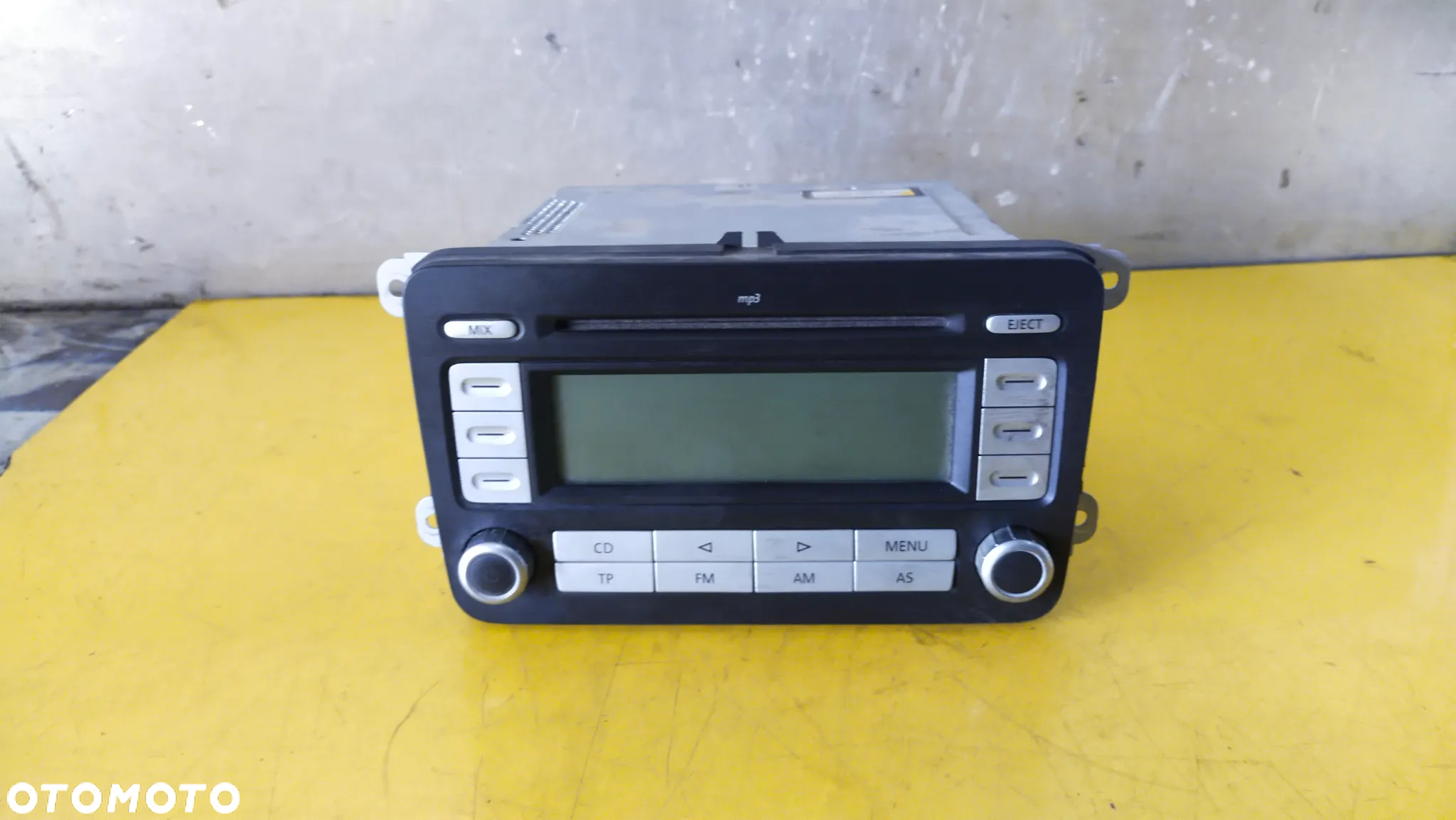 RADIO RADIOODTWARZACZ CD MP3 1K0035186AD VW GOLF 5 - 7