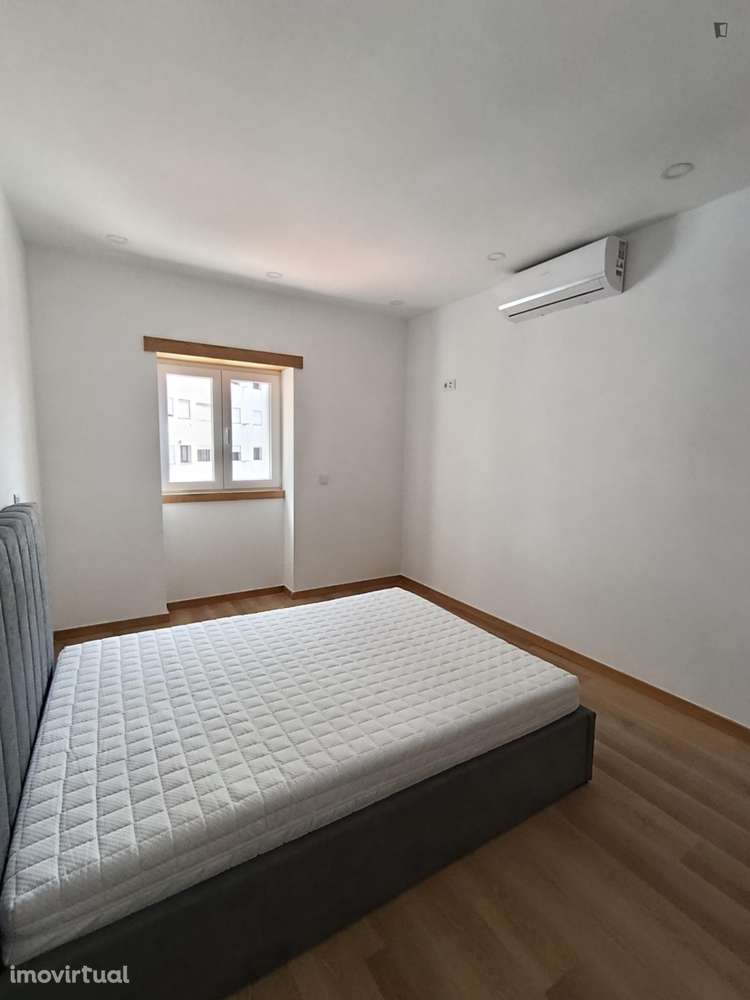 Apartamento com 2 quartos - localizado em São Jerónimo Coimbra - Grande imagem: 4/13