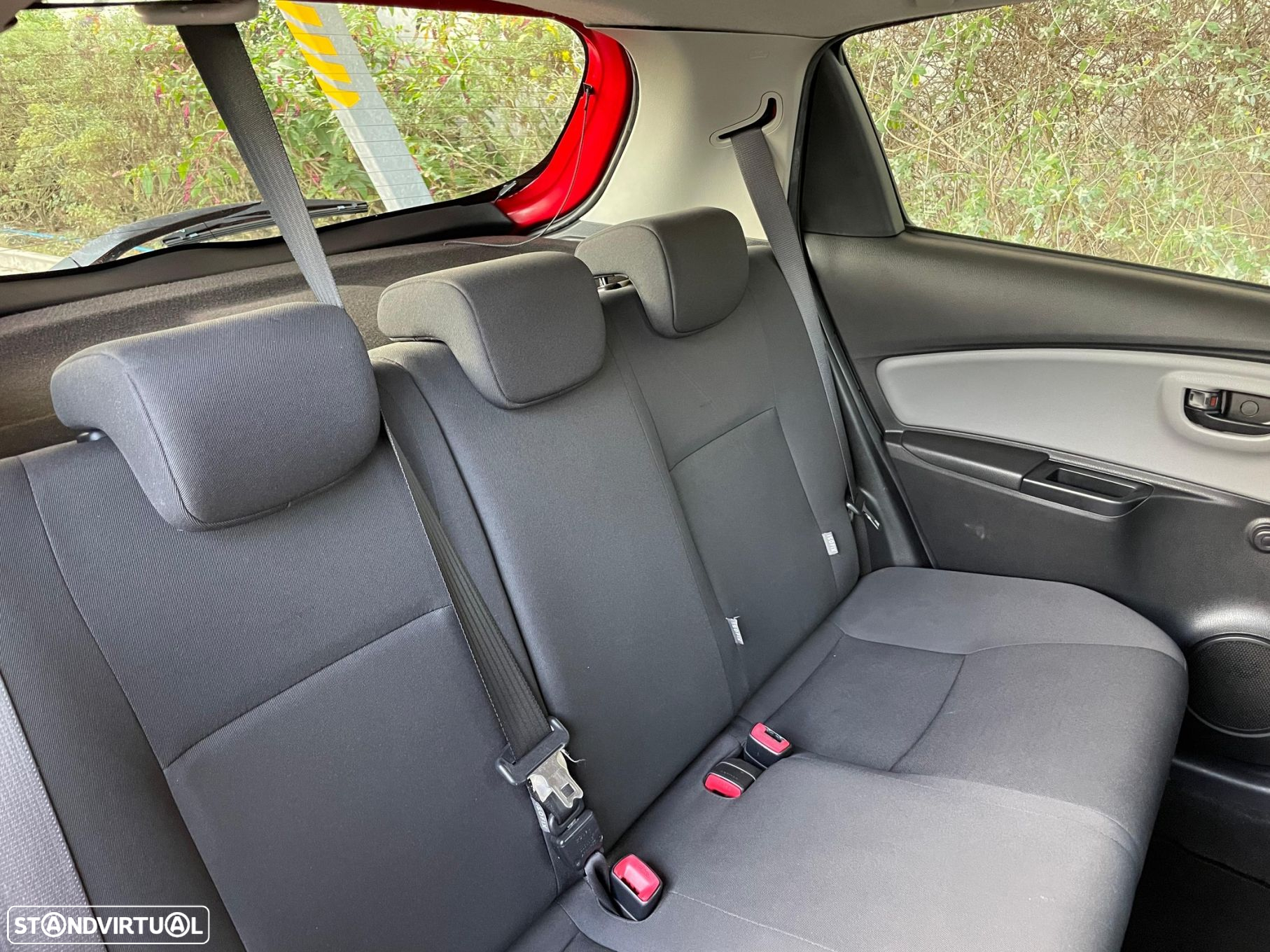 Toyota Yaris 1.0 VVT-i ACtive+AC - 10