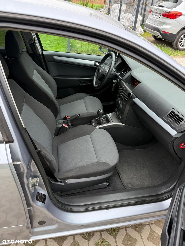 Opel Astra - 21