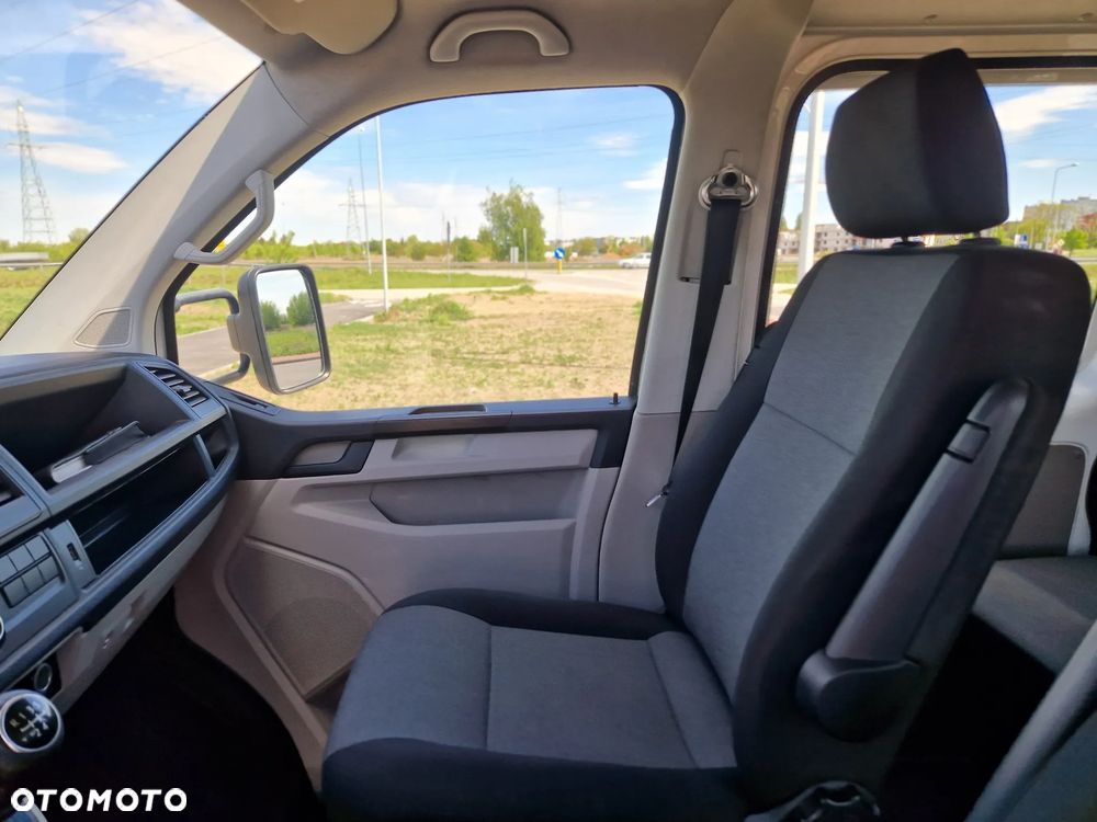 Volkswagen Transporter - 18