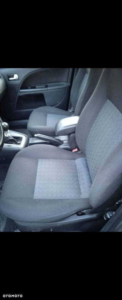 Ford Mondeo 2.0 TDCI Ambiente - 6