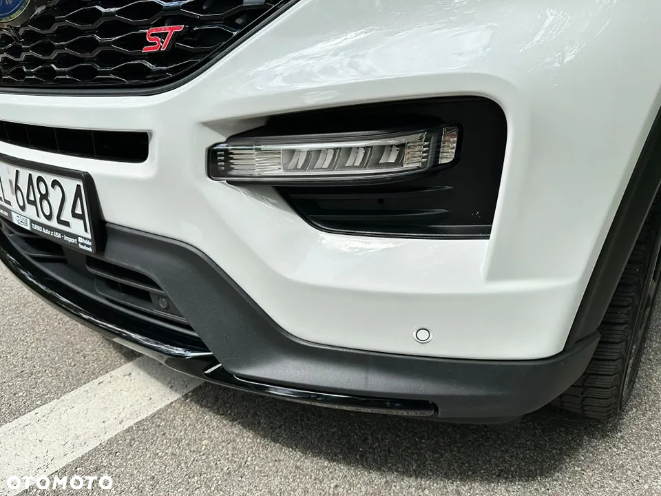 Ford Explorer EcoBoost Plug-in Hybrid ST-LINE - 31