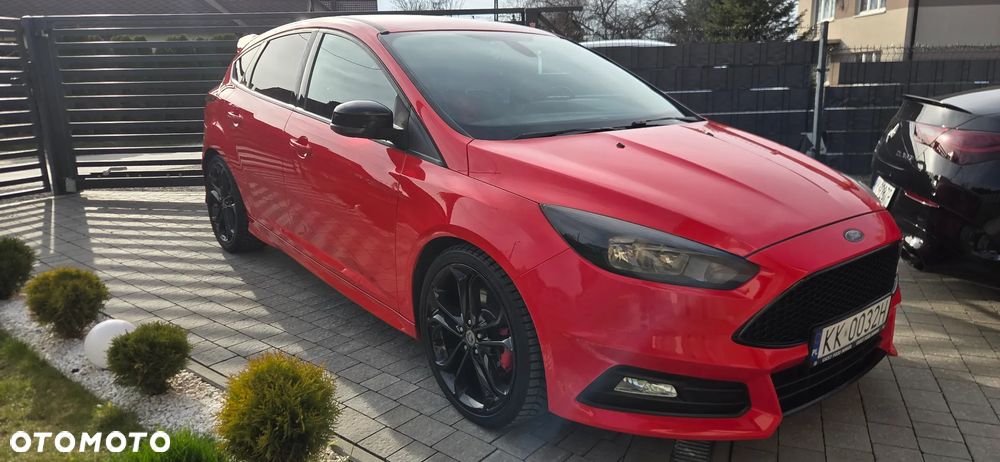 Ford Focus 2.0 EcoBoost ST - 10