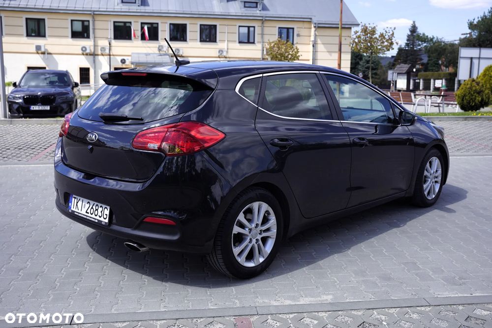Kia Ceed 1.6 CRDi 128 ISG Spirit - 5