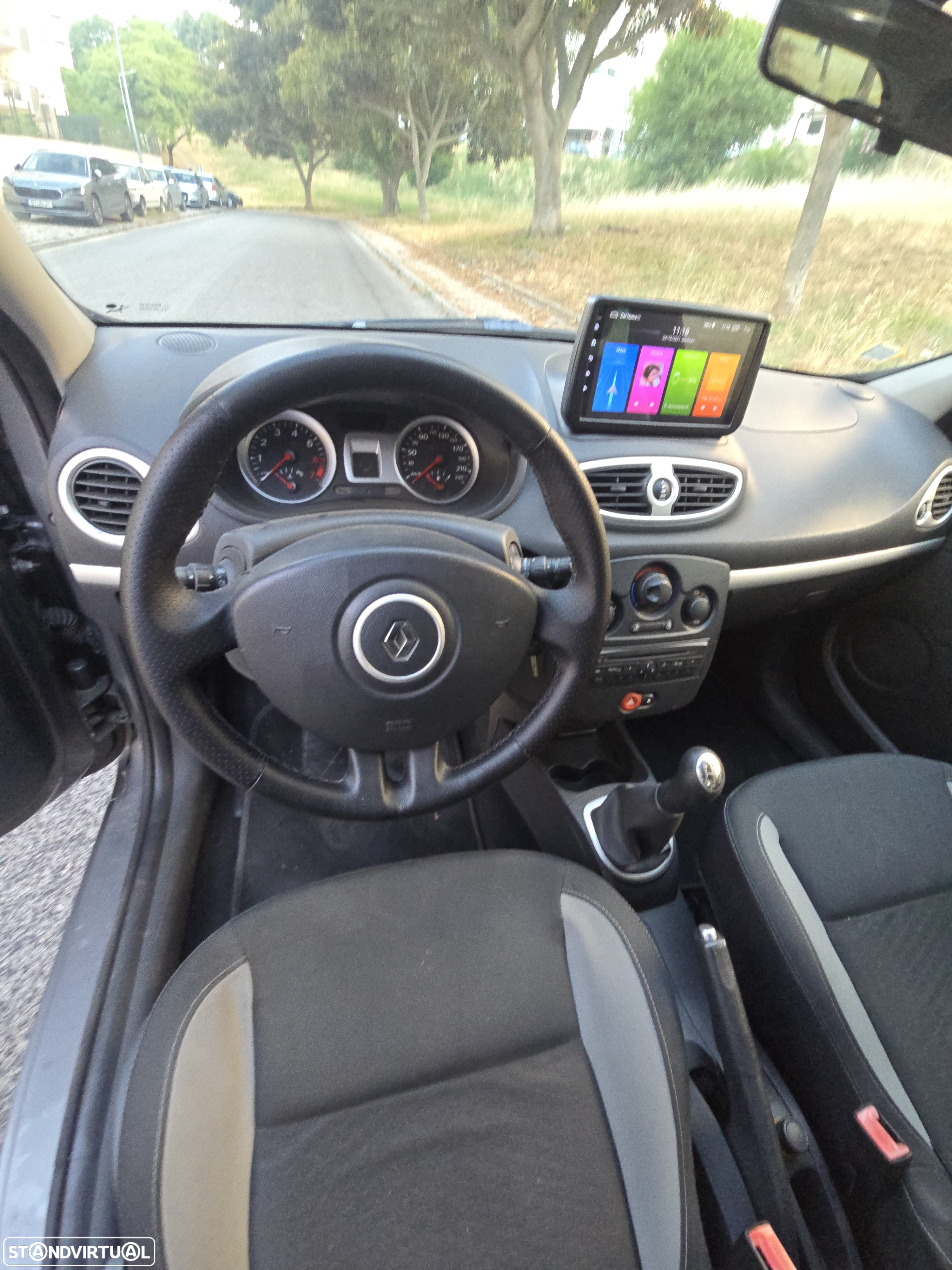 Renault Clio 1.2 16V GT - 20