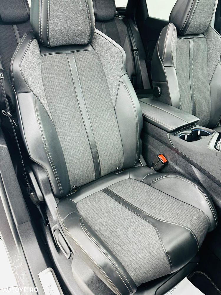 Peugeot 3008 1.5 BlueHDI S&S GT-Line - 18