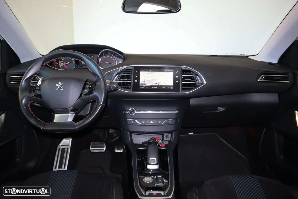 Peugeot 308 1.2 PureTech Allure Full LED EAT8 - 8