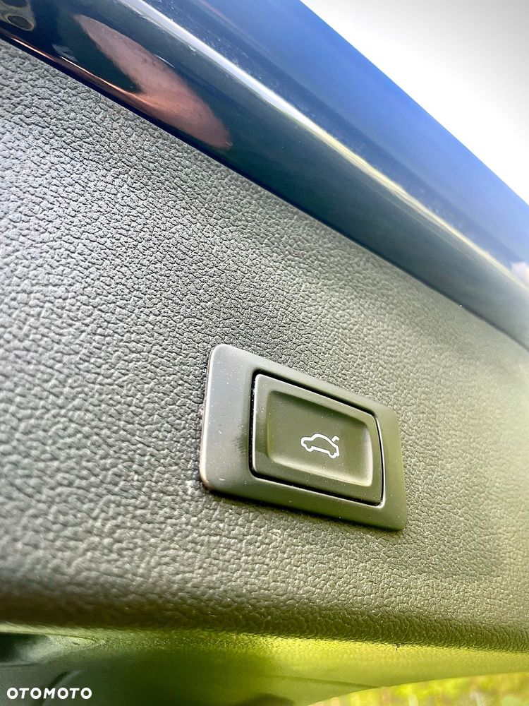 Audi A4 Avant 2.0 TDI clean diesel Multitronic - 12