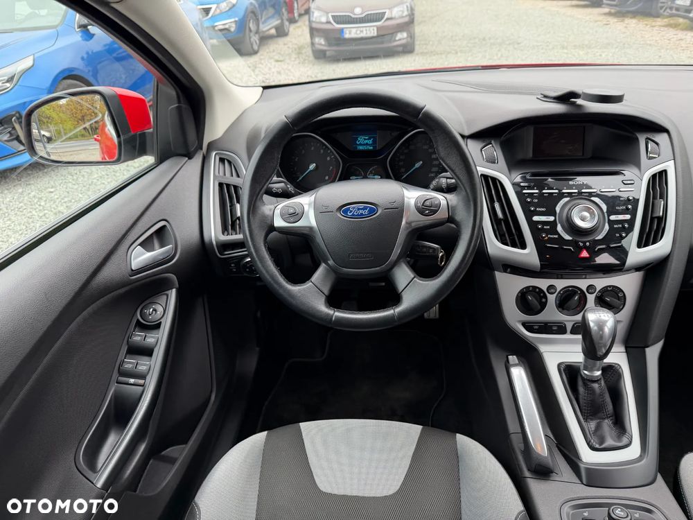 Ford Focus 1.6 EcoBoost Trend Sport - 34