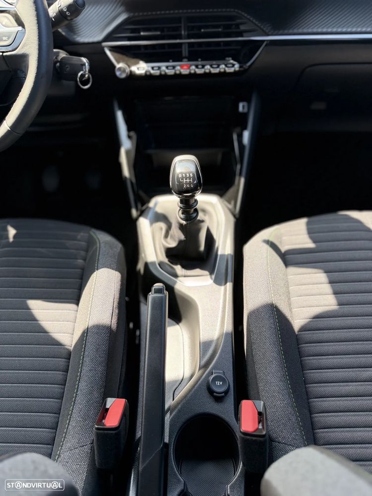 Peugeot 2008 1.2 PureTech Active - 15