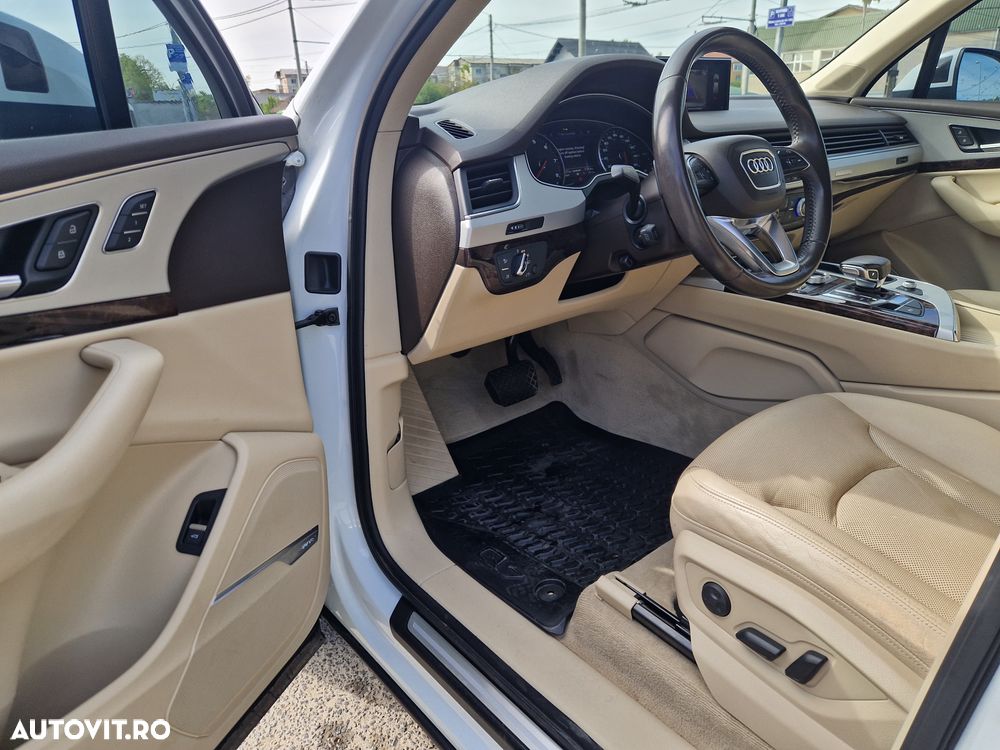 Audi Q7 - 15