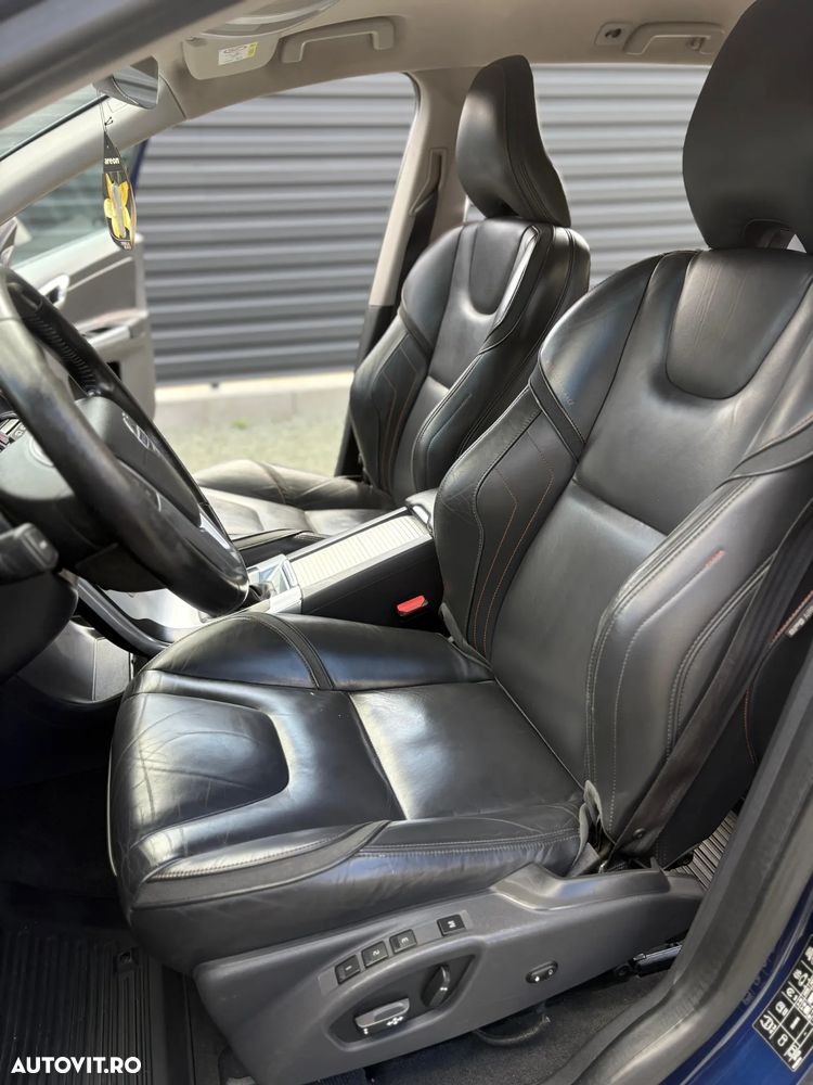 Volvo XC 60 D4 Ocean Race - 8