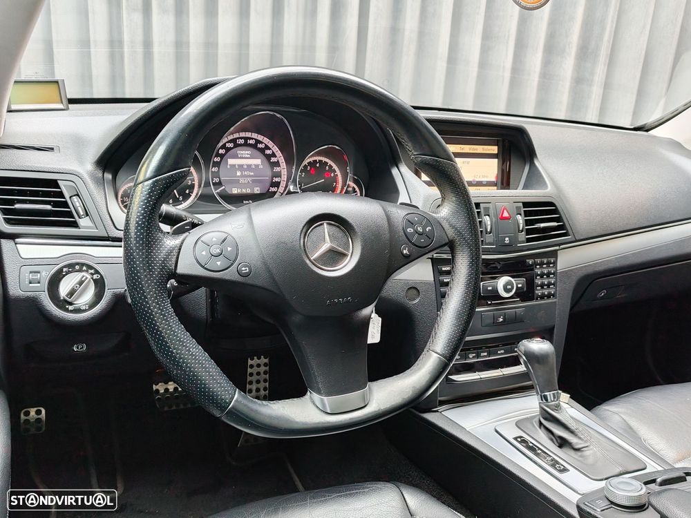 Mercedes-Benz E 250 CGi Classic BlueEfficiency - 10