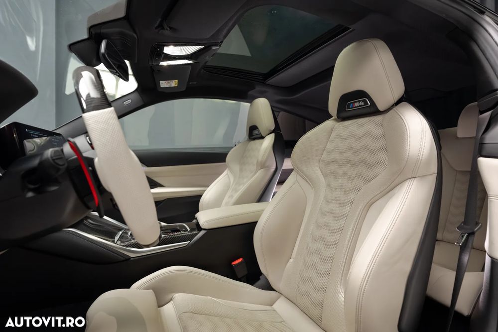 BMW M4 Competition M xDrive - 28