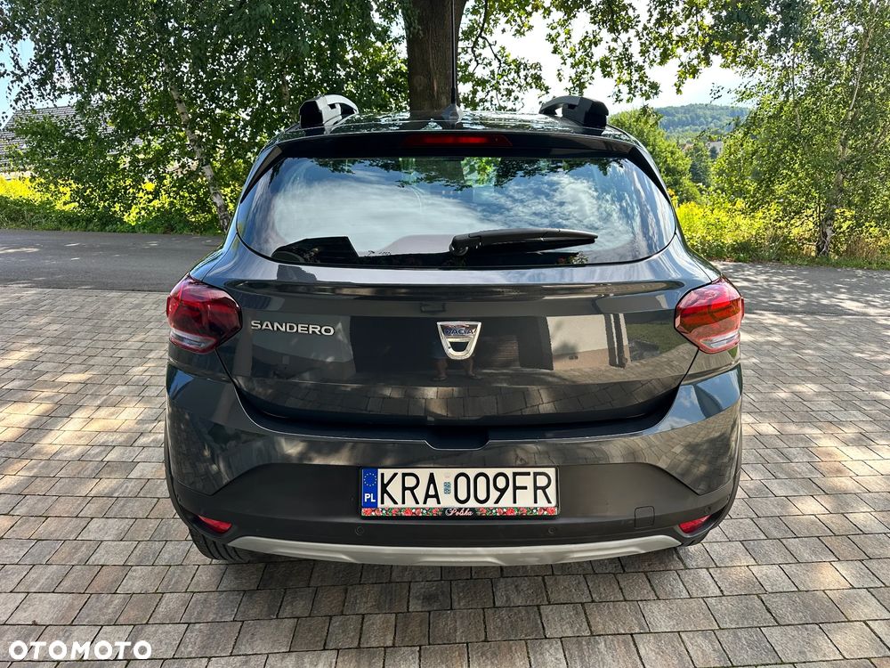 Dacia Sandero - 8