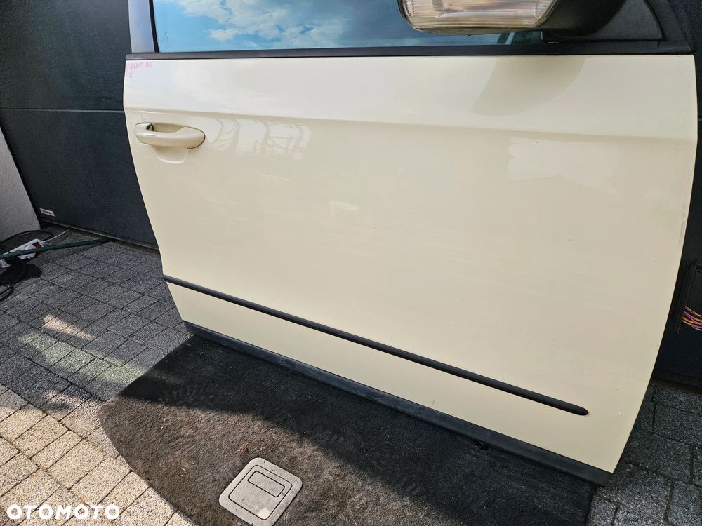 Volkswagen Passat B6 Drzwi Prawe Przednie Prawy Przód - 6