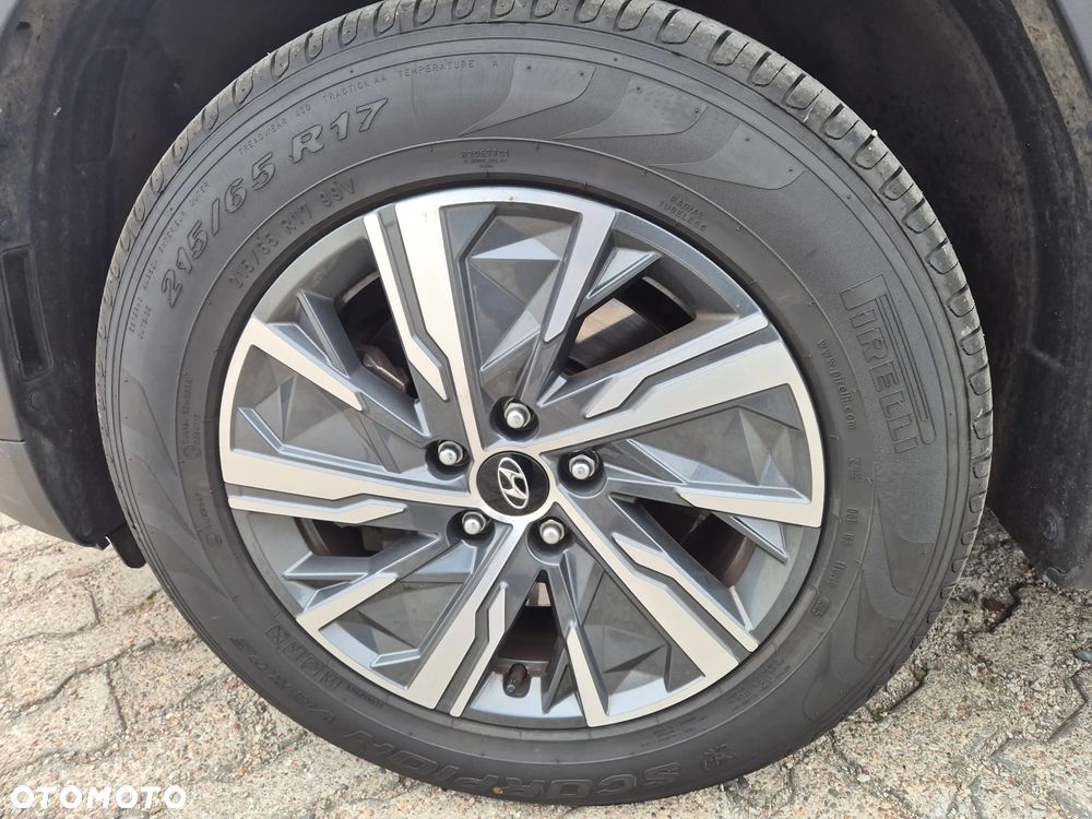 Hyundai Tucson 1.6 T-GDi HEV Modern 2WD - 25