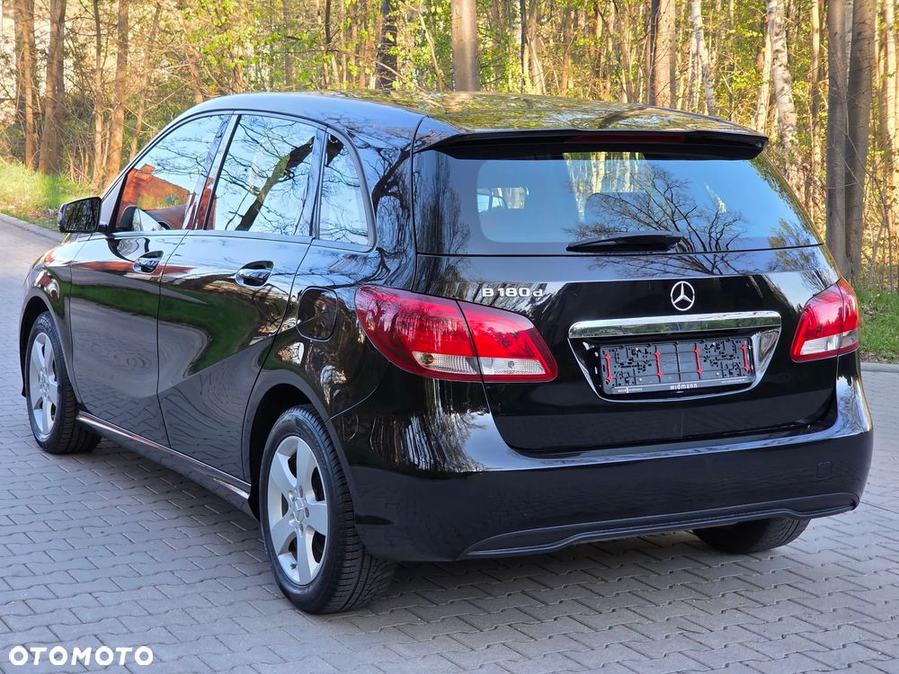 Mercedes-Benz Klasa B 180 d BlueEFFICIENCY Edition - 3