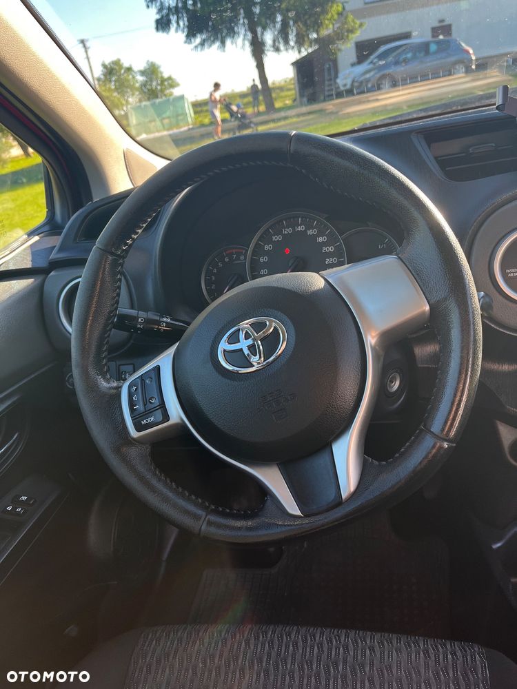 Toyota Yaris - 23