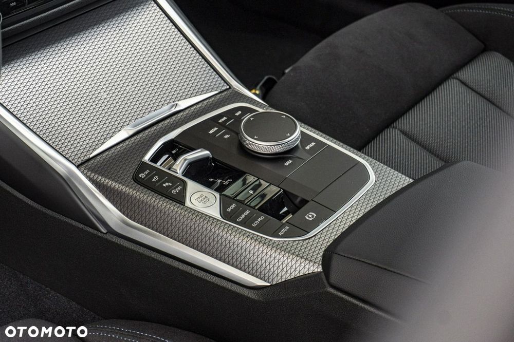 BMW Seria 3 - 23