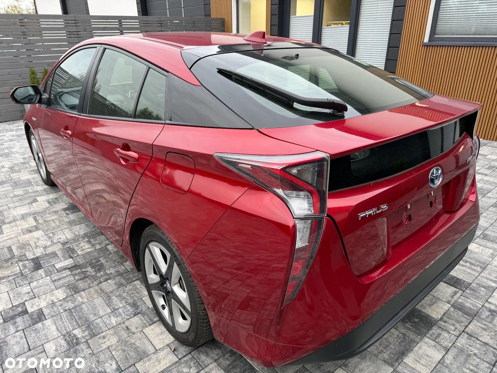 Toyota Prius 1.8 Hybrid Executive - 11