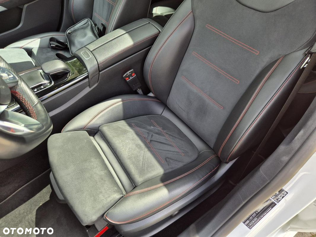 Mercedes-Benz CLA 250 4-Matic 7G-DCT - 34