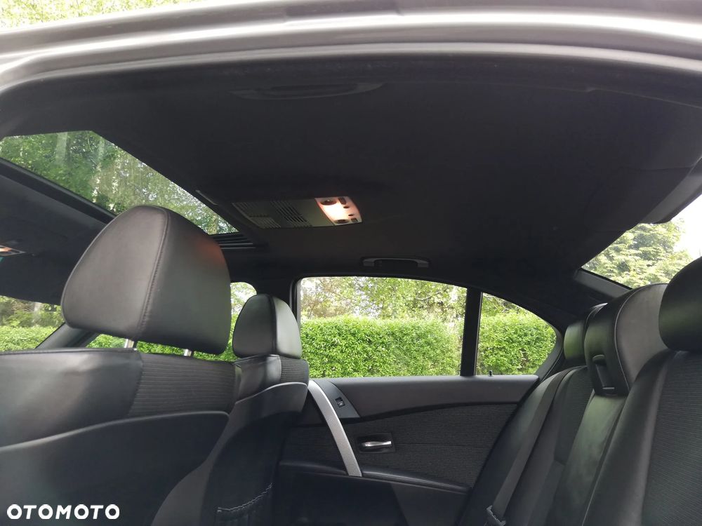 BMW Seria 5 525i - 9