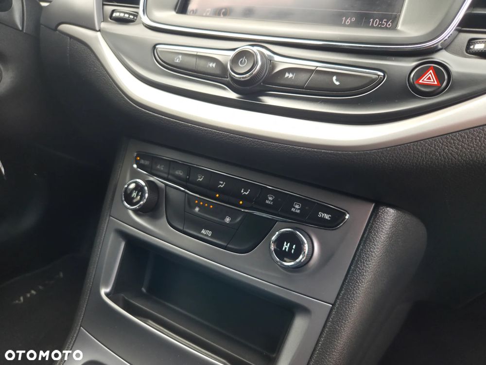 Opel Astra 1.2 Turbo Start/Stop Design&Tech - 11