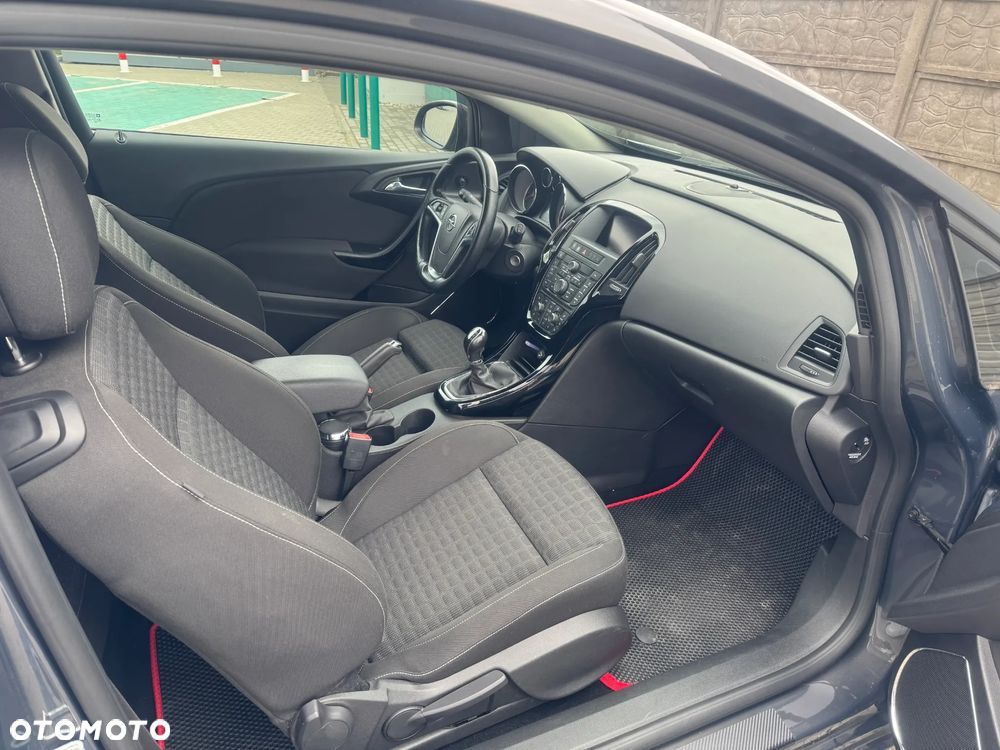 Opel Astra IV GTC 1.4 T Active - 21