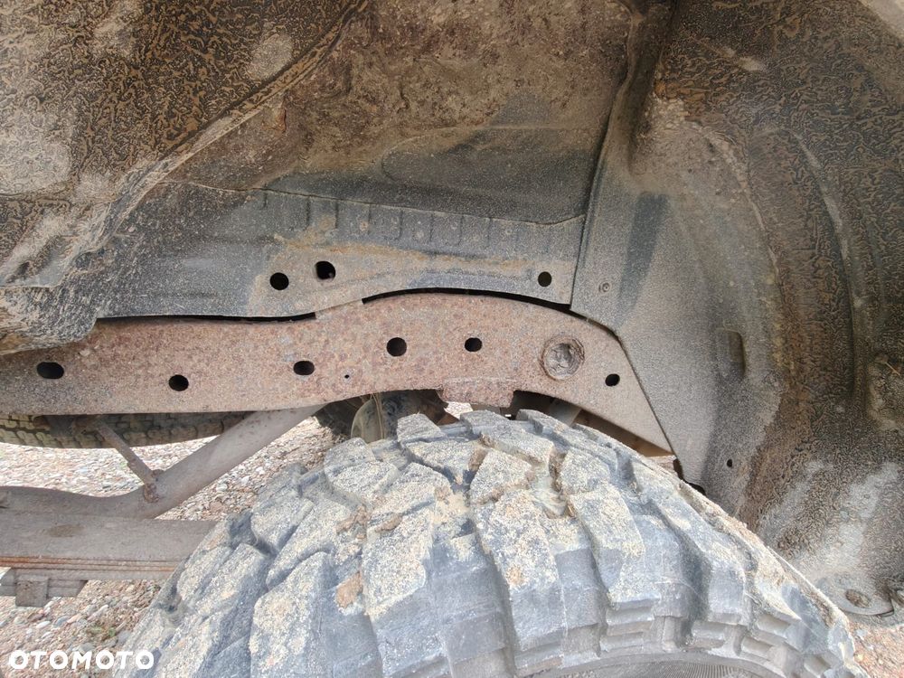 Mitsubishi L200 - 13