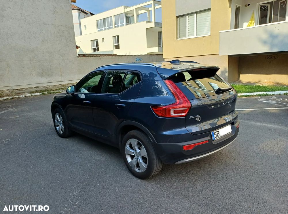 Volvo XC 40 T2 Momentum - 3