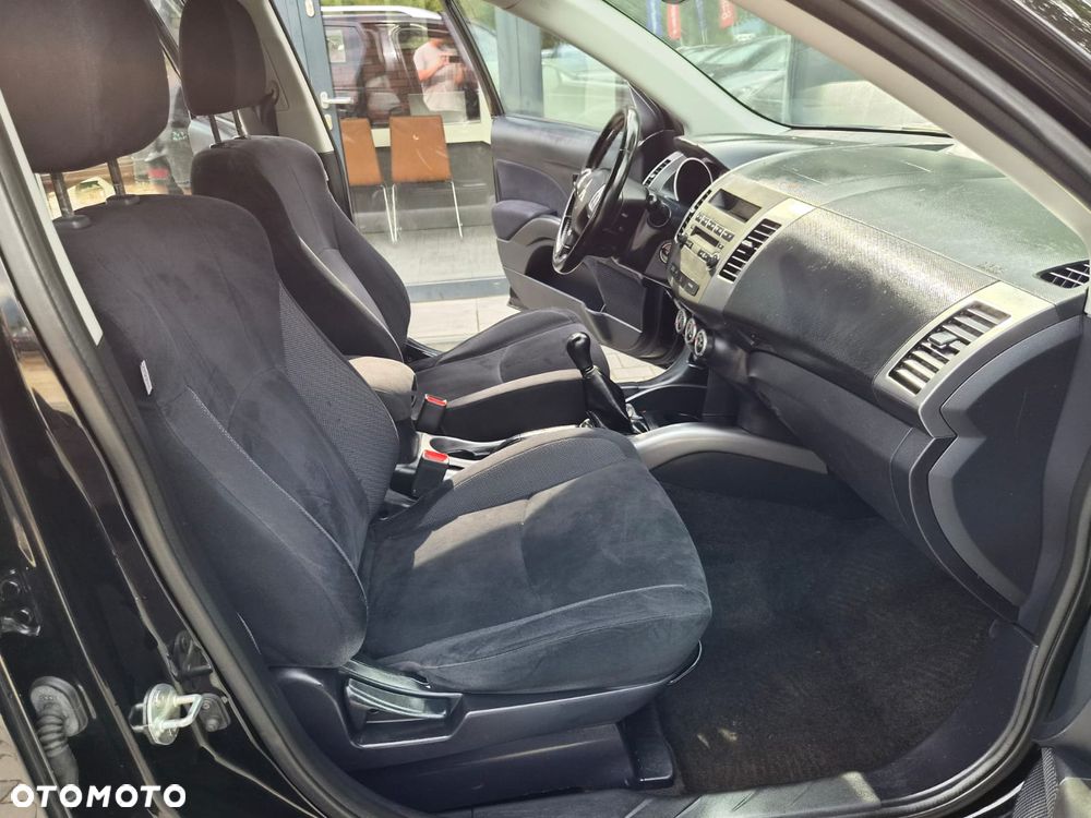 Mitsubishi Outlander 2.4 Motion - 18