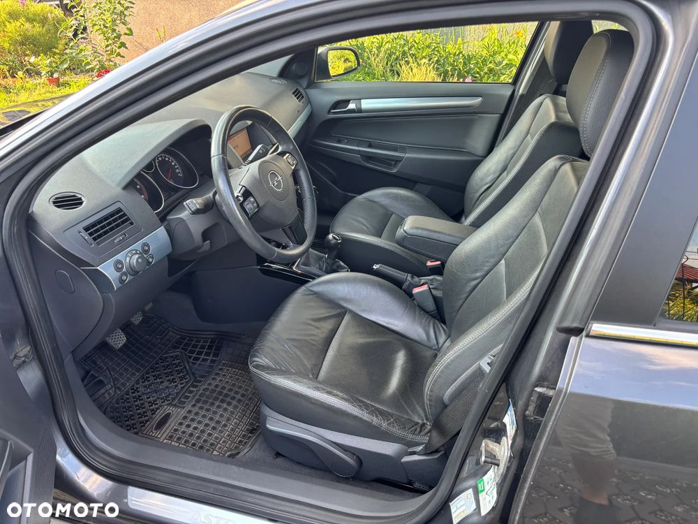 Opel Astra 1.7 CDTI DPF Cosmo - 6