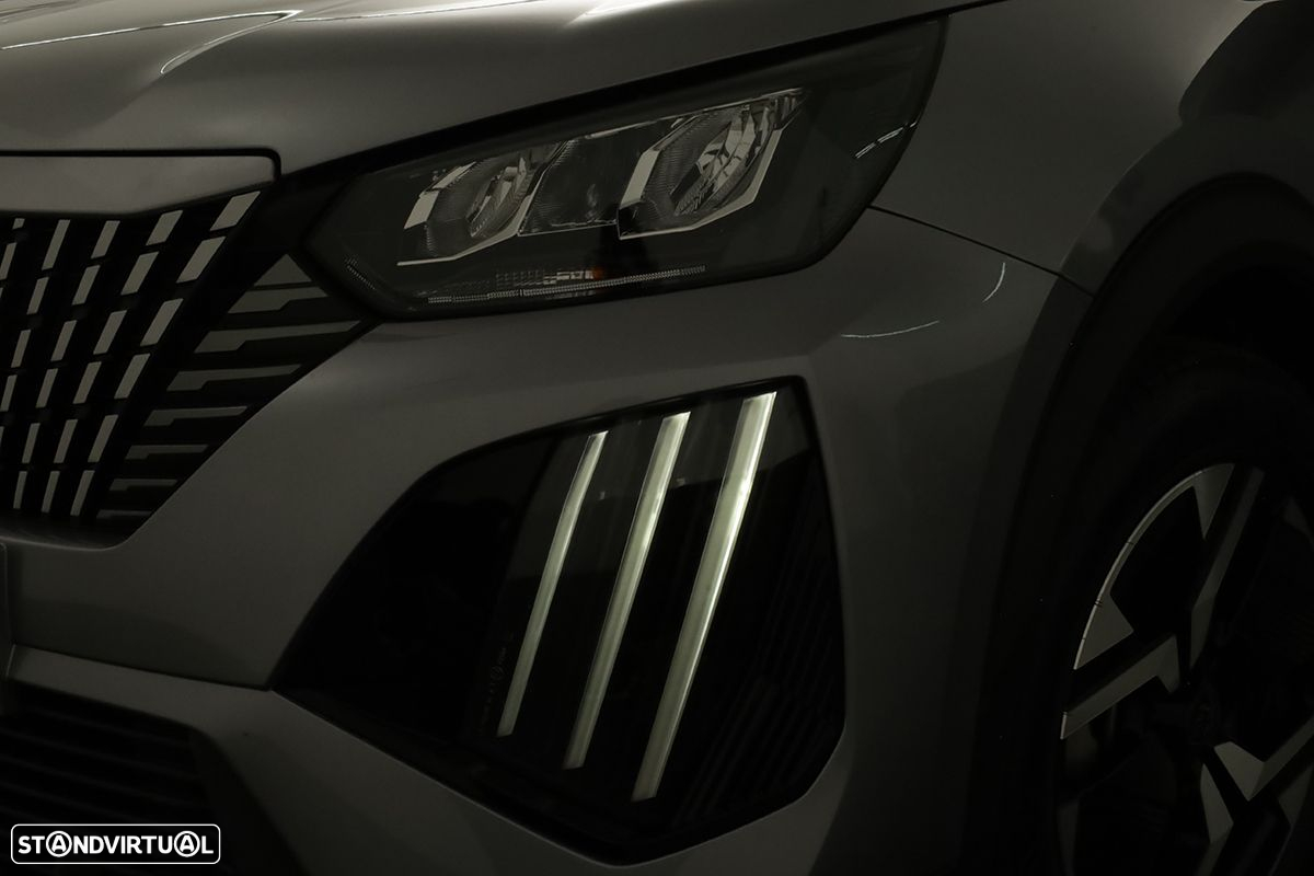 Peugeot 2008 1.2 PureTech Allure - 6