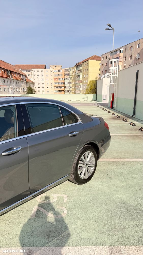 Mercedes-Benz E 220 d 4MATIC Aut. - 6