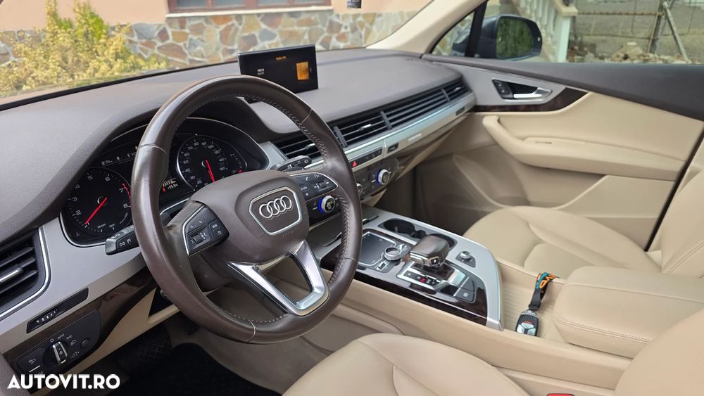 Audi Q7 - 8