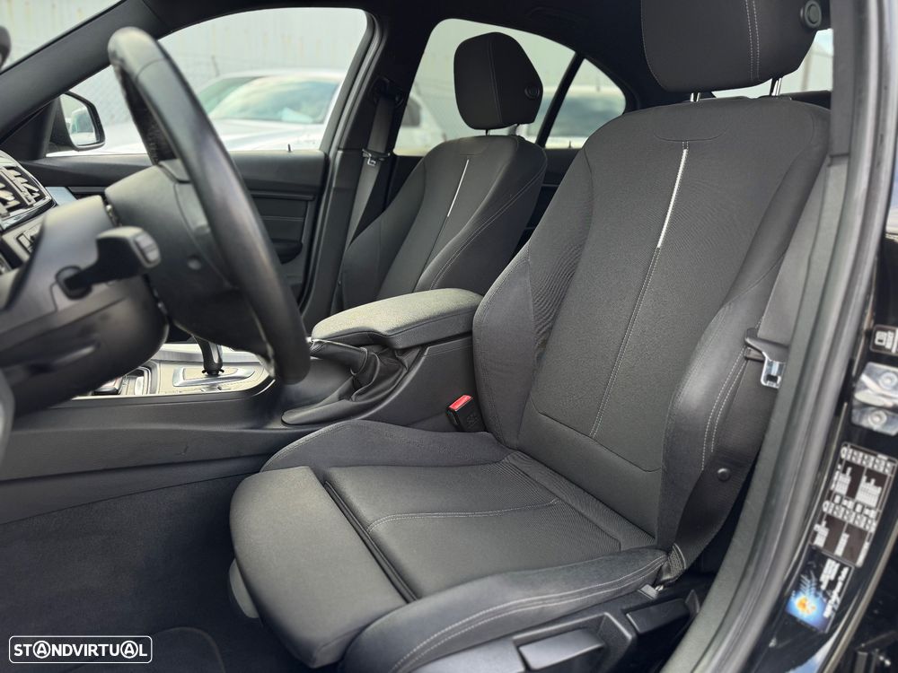 BMW 318 d Auto Line Sport - 25