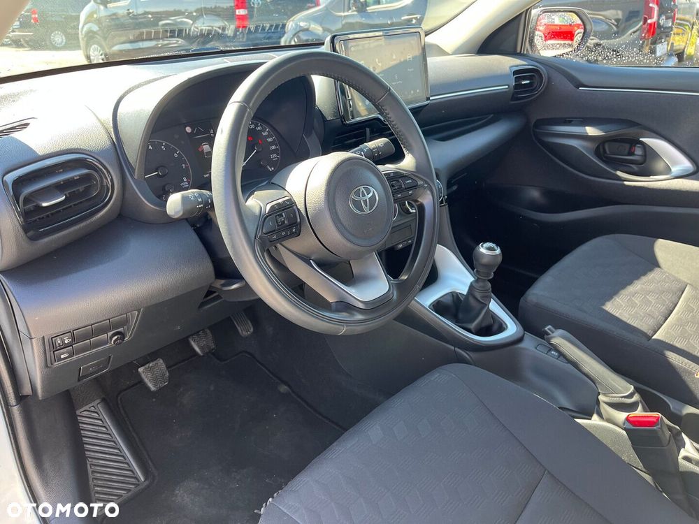Toyota Yaris 1.5 Comfort - 4