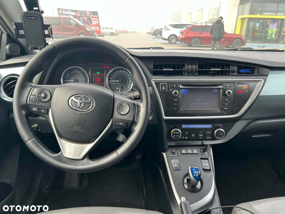 Toyota Auris - 10
