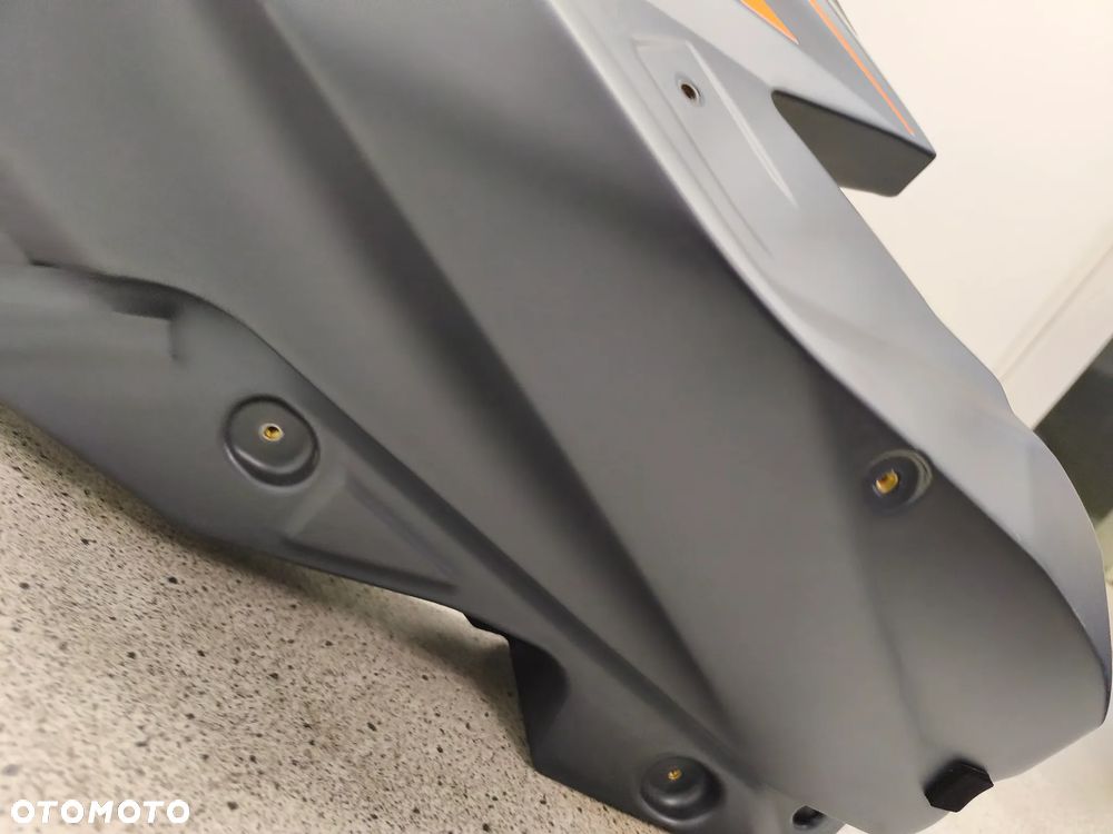 Bak, zbiornik paliwa KTM 1290 Super Duke GT - 9