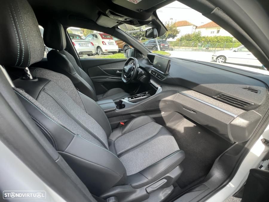 Peugeot 3008 225 e-EAT8 Allure Pack - 20